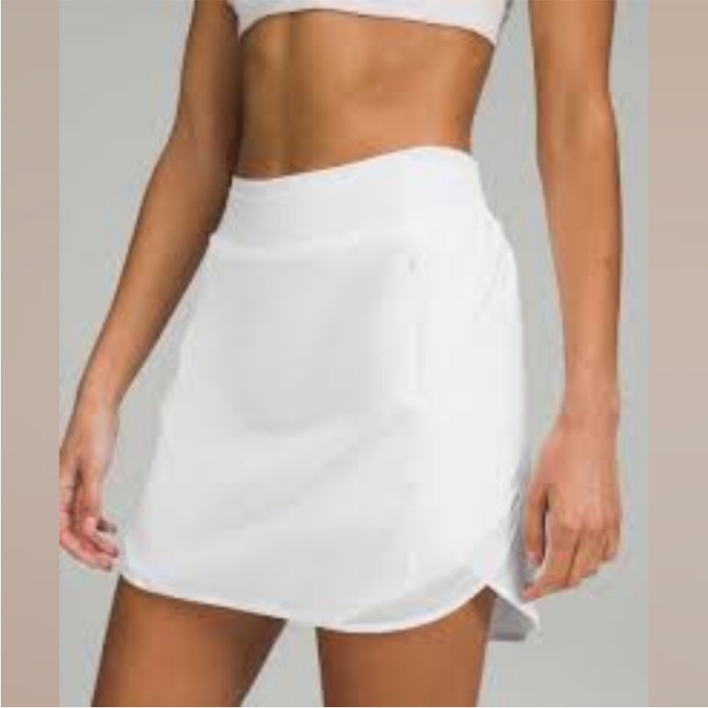 Lululemon Hotty Hot HR Skort Skirt White sz 2 NWT